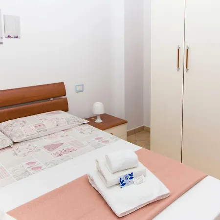 Vacanze Mareemare Nyaraló Capo dʼOrlando